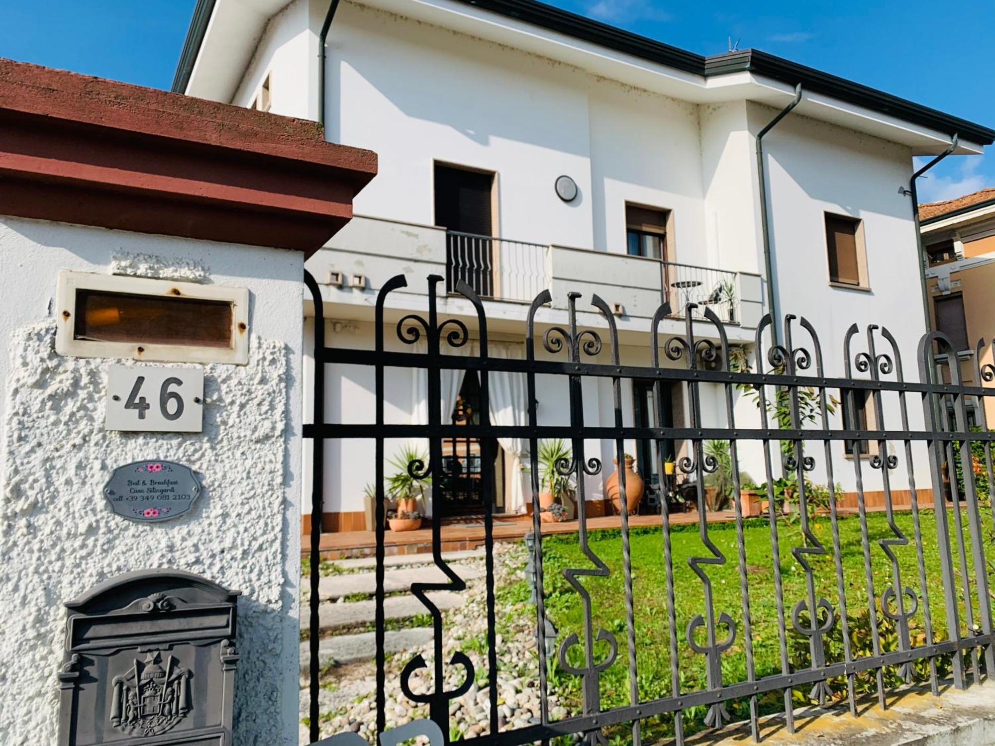 B&B Casa Silingardi Bagnolo San Vito Exterior photo